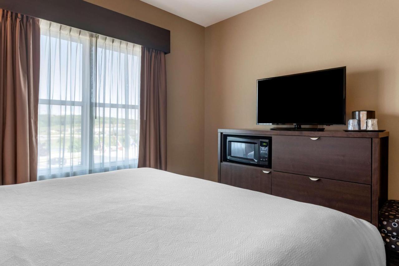 Best Western Plus Bridgewater Hotel & Convention Centre Extérieur photo